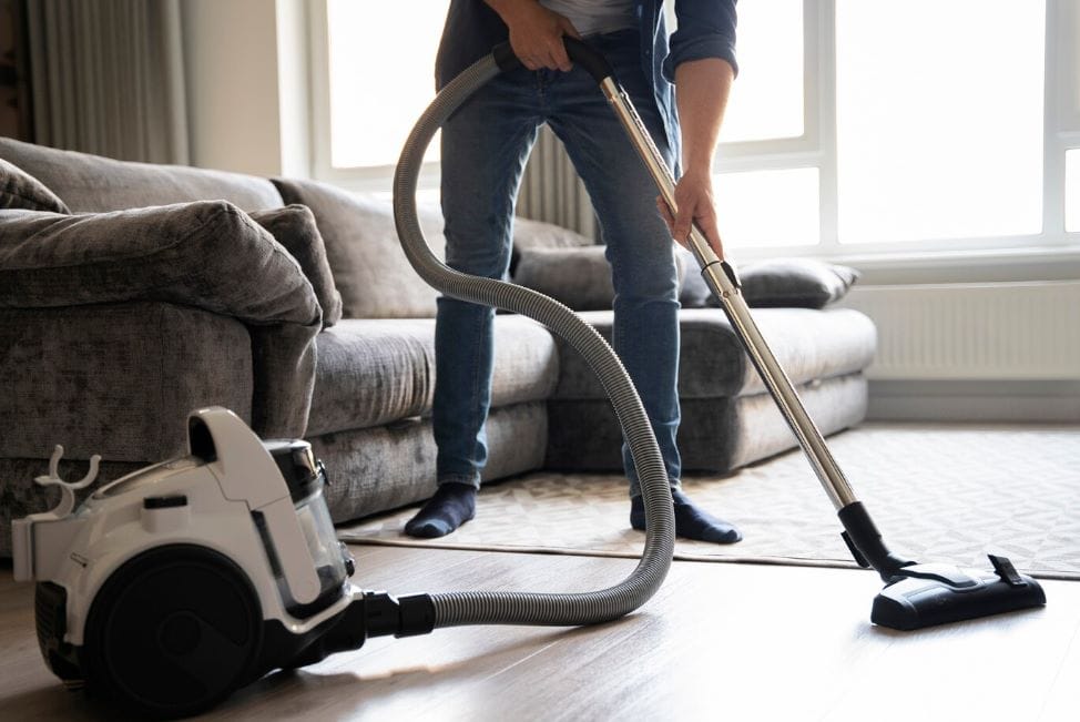 why use a professional cleaning service for your airbnb rental